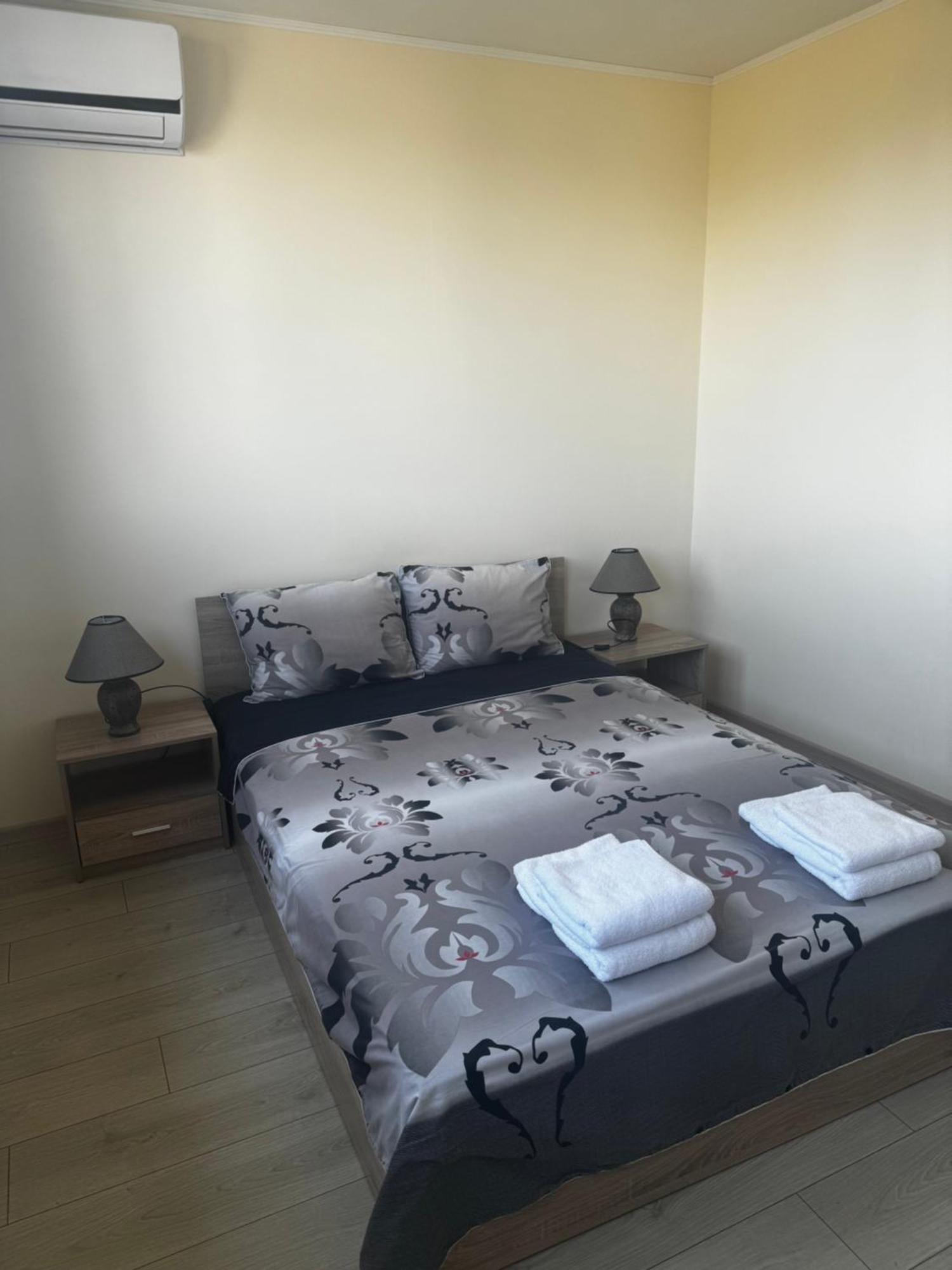 Avelov Art Apartment Burgas Exterior foto